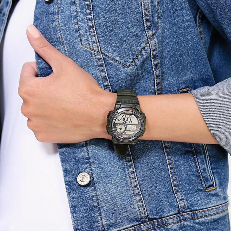 casio-ae-1000w-3avdf